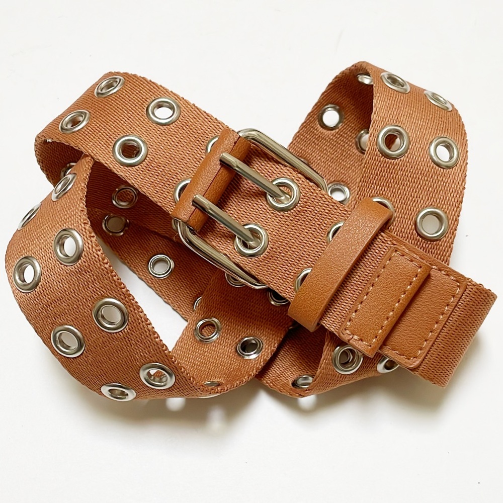 Target tan brown metallic silver adjustable buckle belt size medium